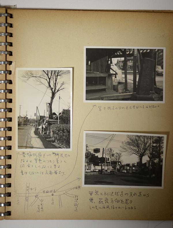 青梅街道の写真。自筆イラストとメモを添え、時代を記録