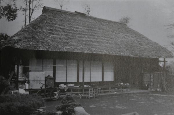 1974（昭和49）年、解体前の旧篠崎家住宅主屋（写真提供：杉並区立郷土博物館）