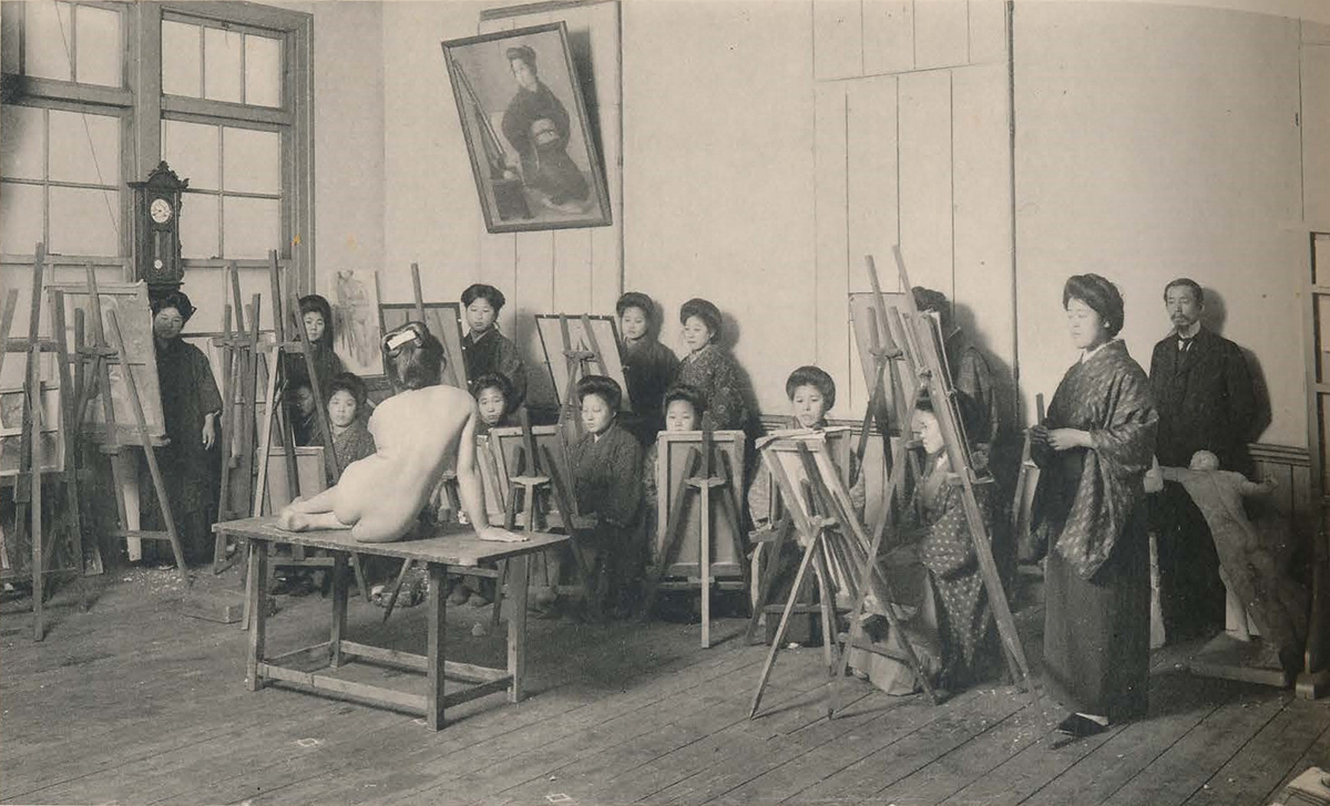 日本初の女性のための美術学校（写真提供：女子美術大学歴史資料室）